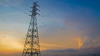 应急发电机和蓄电池相结合的应急照明系统