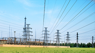 一种EPS应急电源用维修旁路开关锁扣装置