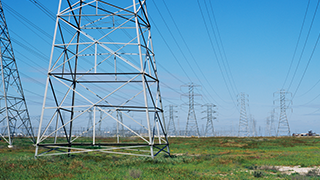 智能稳压电源在路灯照明中的应用