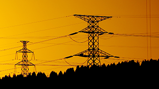 压气站辅机系统不间断应急电源的设计