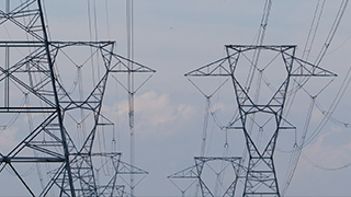 智能消防应急照明及疏散指示系统的特征分析及相关问题研究