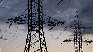 基于DSP的EPS应急电源的研究