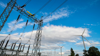 基于超级电容与蓄电池的电梯应急电源