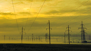 做了智能疏散系统还需要设置蓄光型灯具么